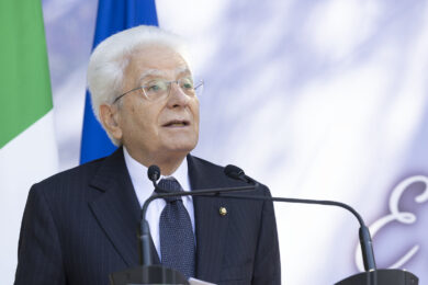 Mattarella: “La Storia insegna, mai più la volontà dominio cancelli i diritti umani”