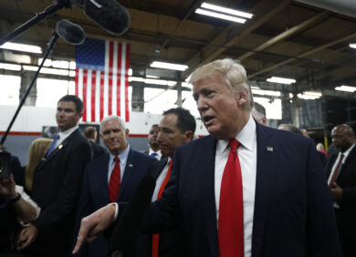 Trump, dazi sui film: “Al 100% su quelli realizzati fuori dagli Usa”