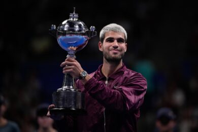 Atp Tokyo 2025, trionfa Alcaraz. Battuto Fritz 6-4 6-4