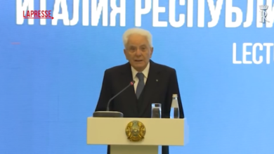 Mattarella in Kazakistan: "In discussione regole universali, velleitarie soluzioni dei singoli"