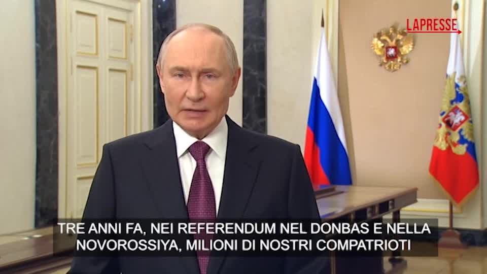 Ucraina, Putin celebra la rivendicazione sulle regioni annesse: "E