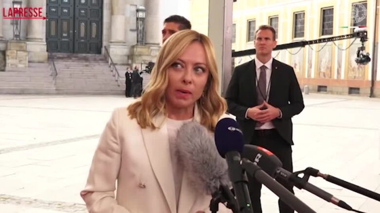 Ucraina, Meloni: "Non rispondere a provocazioni russe ma attrezzarci"