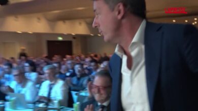 Pmi, Renzi: "Da governo chiacchiere, attendono 25 mld per dazi e non possono aspettare 10 anni per nucleare"