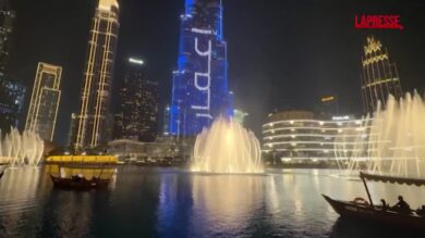 Fontana di Dubai: giochi d’acqua e spettacolo di suoni e luci