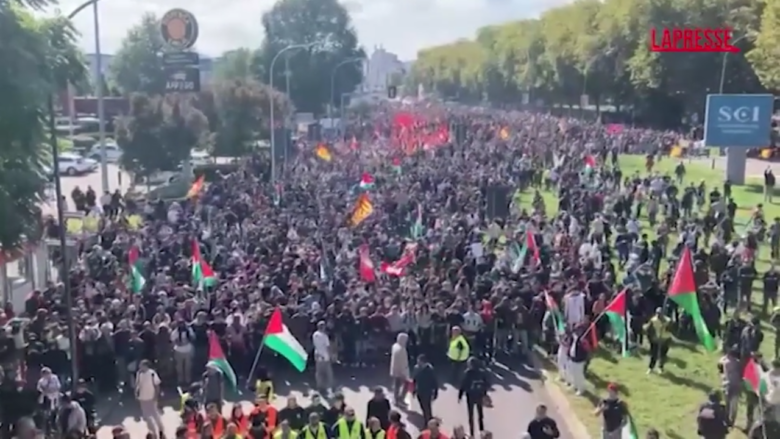 Sciopero generale 3 ottobre, a Bologna oltre 10mila persone in piazza: il lungo corteo