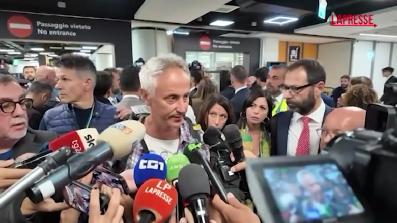 Flotilla, senatore Croatti rientra a Fiumicino: “Prelevati e schedati. Preoccupati per italiani detenuti”