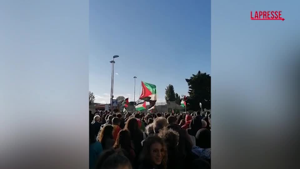 Flotilla, manifestanti ad Ancona: "Un