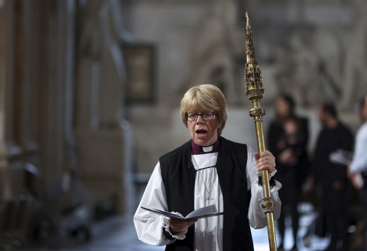 Sarah Mullally è la prima donna arcivescovo di Canterbury