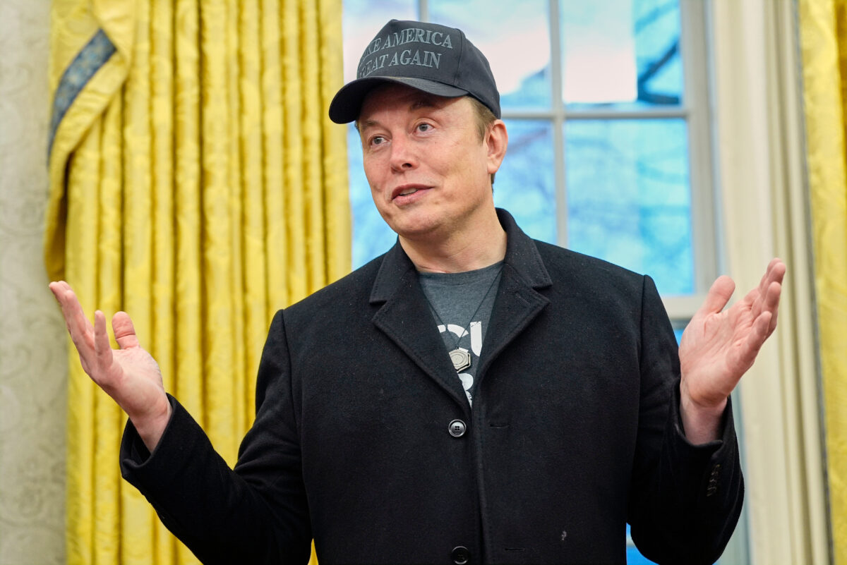 elon musk forbes 200 la prima persona a raggiungere i 500 miliardi di patrimonio
