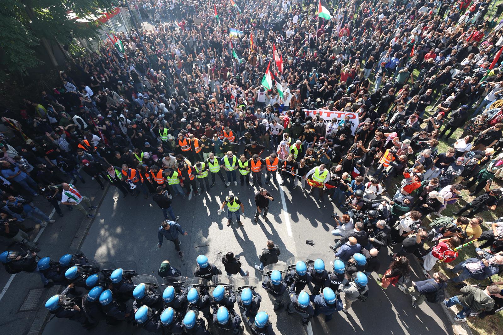 Sciopero generale 3 ottobre 2025, le foto delle proteste per Gaza e Flotilla