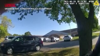 Attentato a una chiesa mormone in Michigan, poliziotti uccidono l'aggressore: il video della bodycam