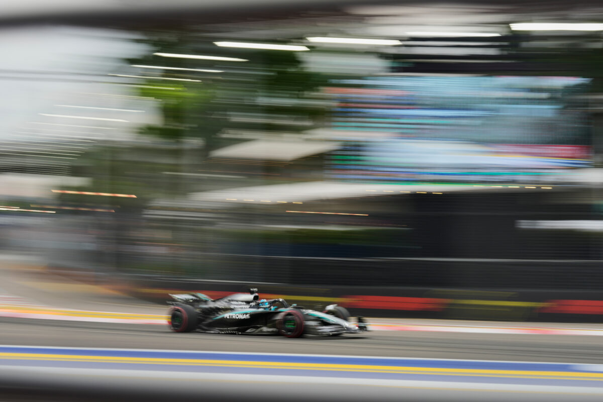 F1, Gp Singapore 2025: pole Russell davanti a Verstappen e Piastri