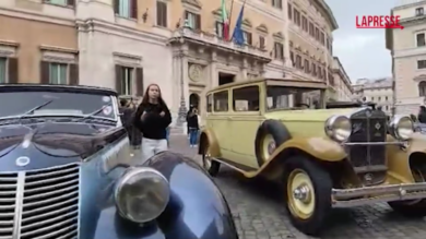 Camera, torna Montecitorio a porte aperte con l'esposizione delle auto storiche
