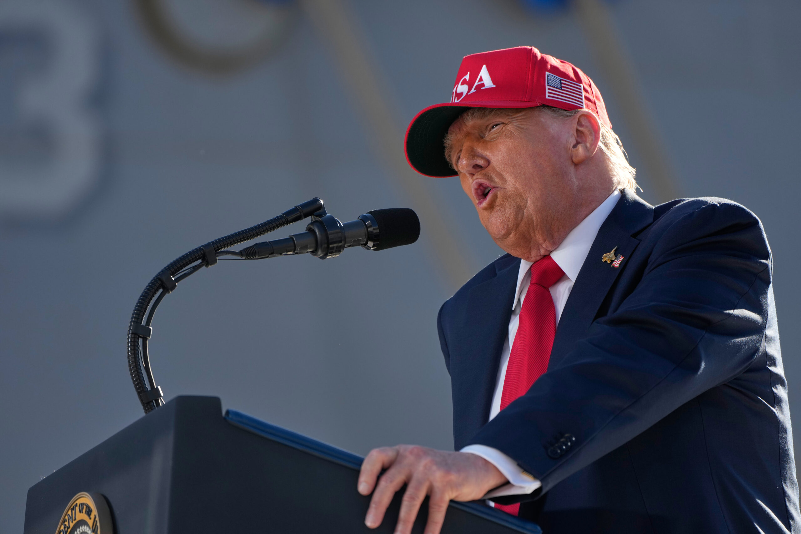 Gaza, Trump avverte: “Se Hamas rifiuta di cedere il potere sarà annientata” Gaza, Trump avverte: “Se Hamas rifiuta di cedere il potere sarà annientata”