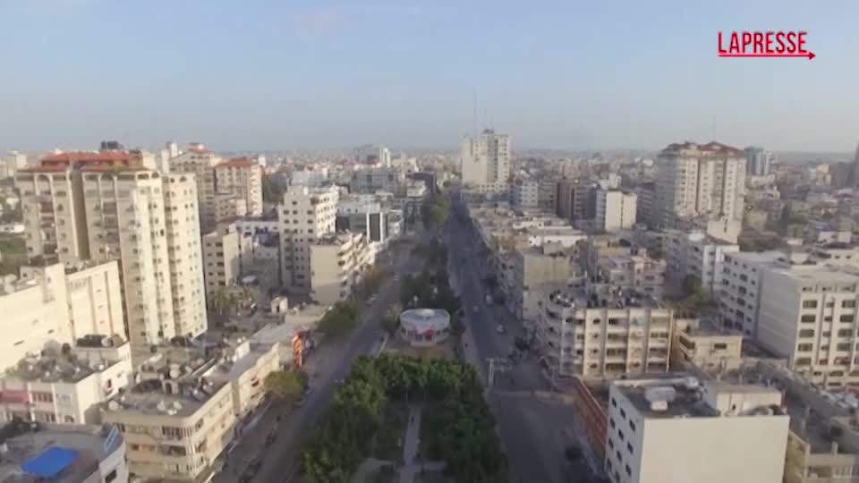 Gaza prima e dopo i bombardamenti: le scioccanti immagini riprese dai droni