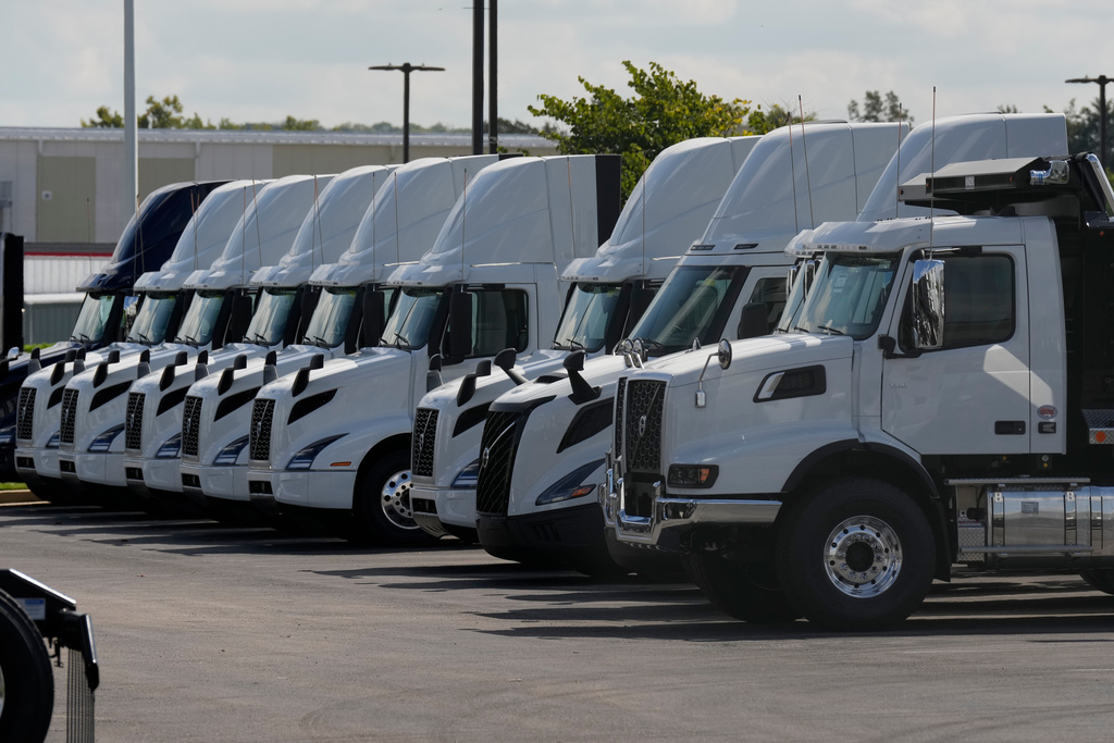 Usa, Trump annuncia dazi del 25% sui camion dal primo novembre