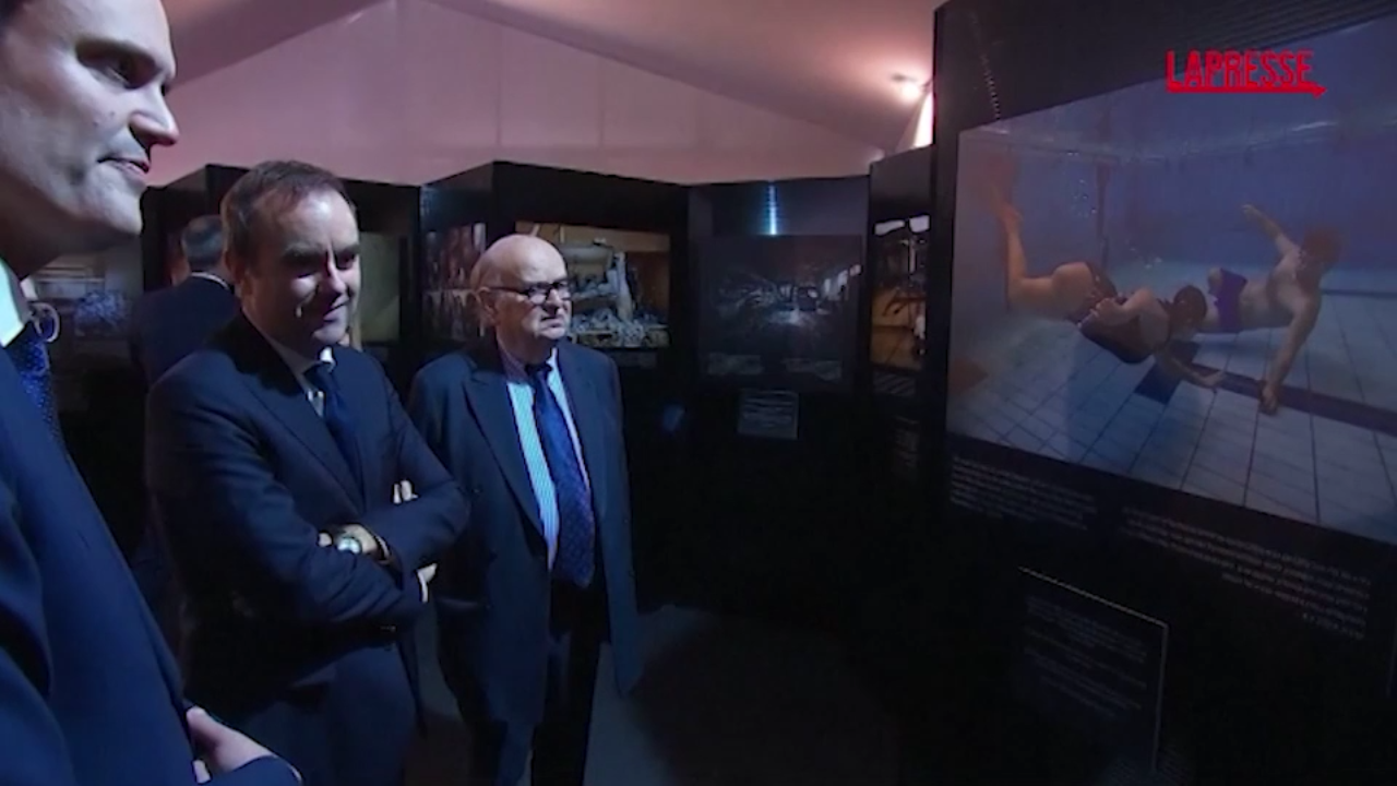 7 ottobre, Lecornu visita la mostra a Parigi in onore delle vittime israeliane
