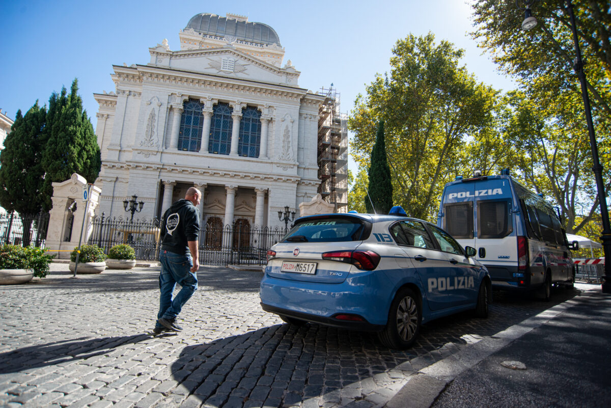 Galleria foto '7 ottobre, Ghetto di Roma blindato nel ricordo delle vittime – Foto' - foto 3
