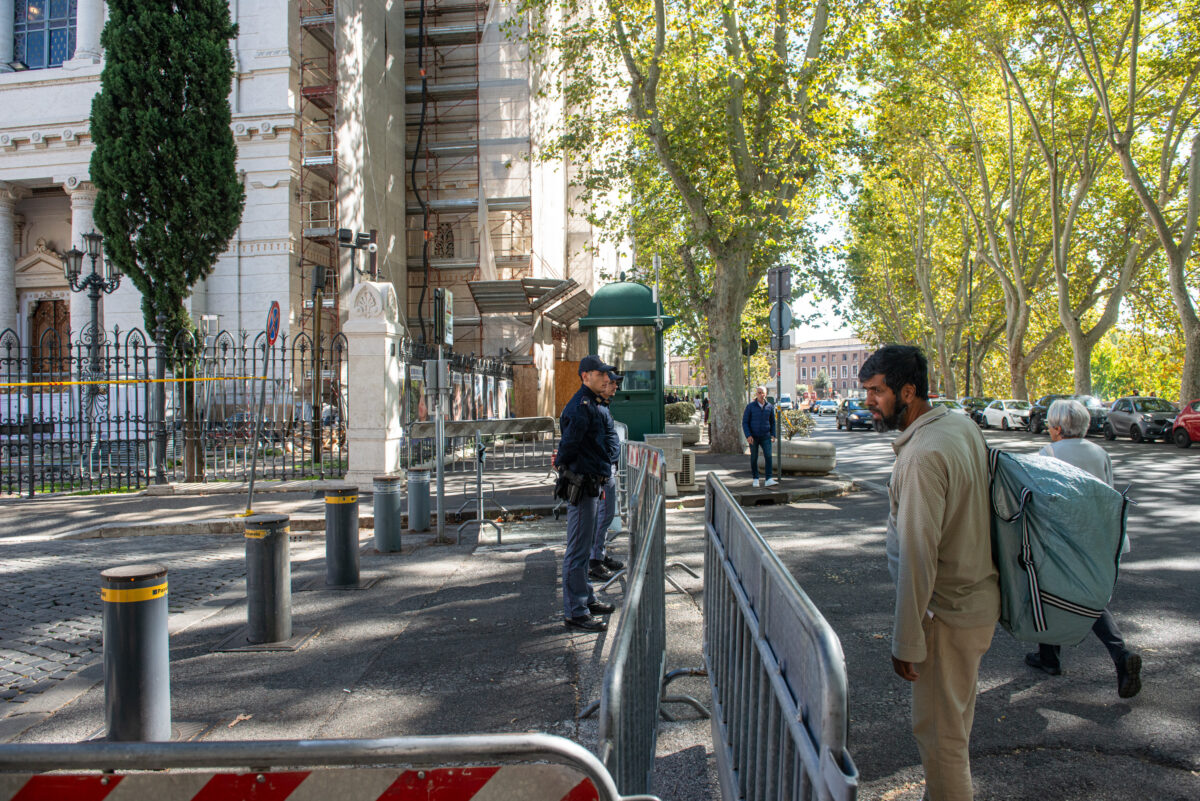 Galleria foto '7 ottobre, Ghetto di Roma blindato nel ricordo delle vittime – Foto' - foto 9
