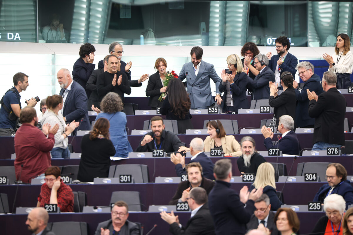ilaria salis salvata per un voto no alla revoca dell8217immunit224 scontro sui 8216franchi tiratori8217
