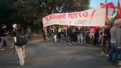 Flotilla, partito dal Colosseo il corteo a sostegno della Palestina