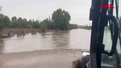 Maltempo in Romania, forti piogge causano allagamenti e inondazioni