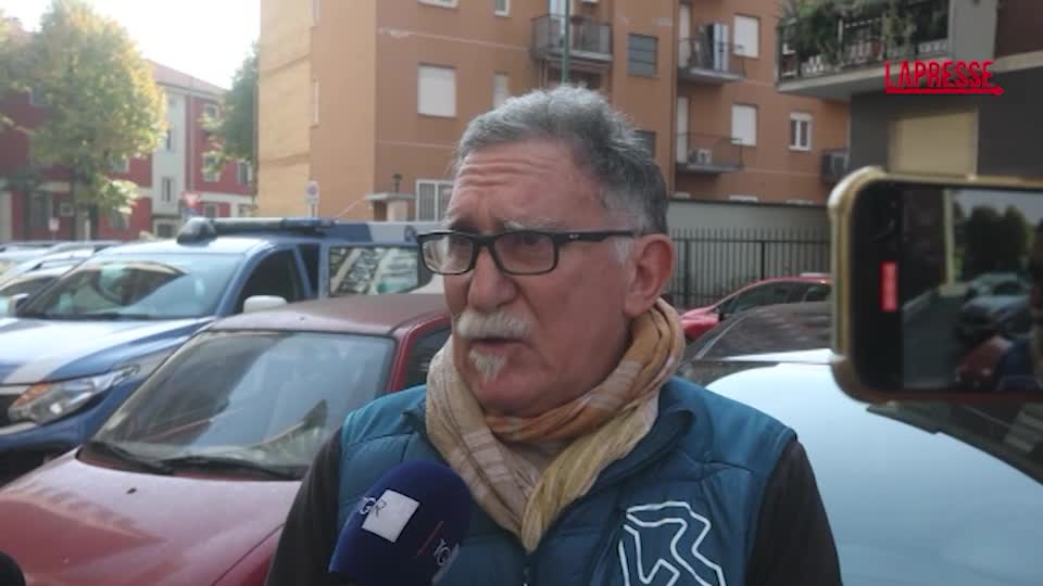 Suicida durante lo sfratto a Sesto San Giovanni, il volontario: “Abbandono dello stato sociale”