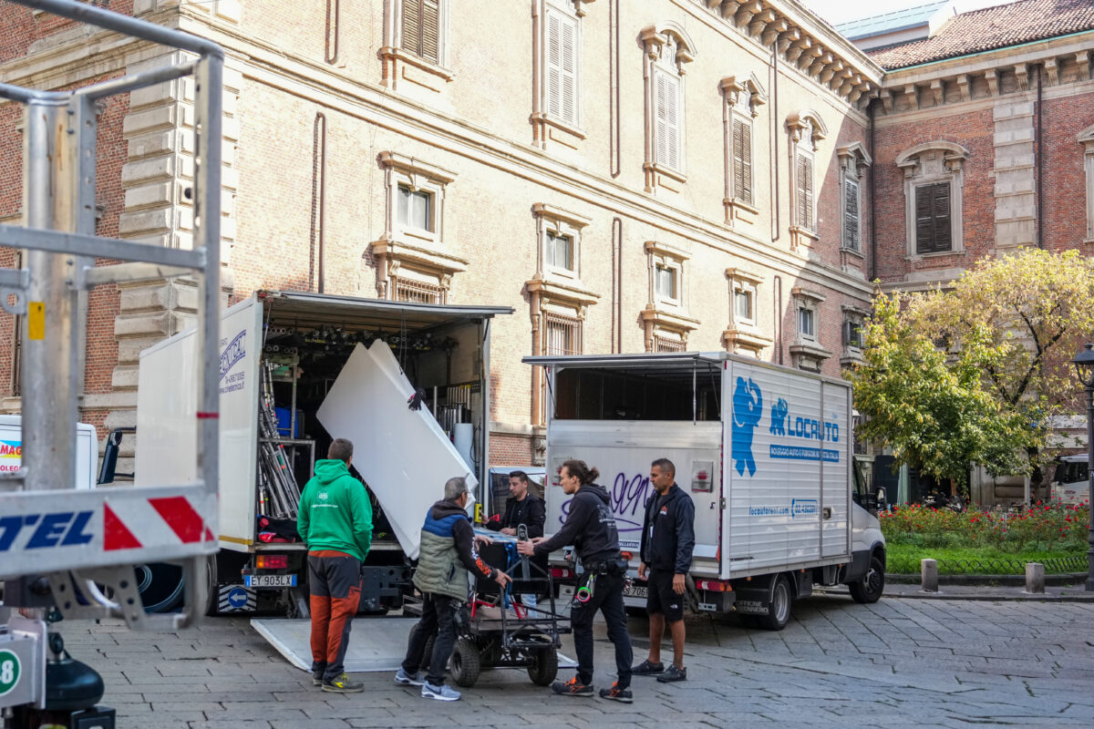 Galleria foto 'Il Diavolo Veste Prada 2, le riprese a Milano: il set alla Pinacoteca di Brera – Foto' - foto 3