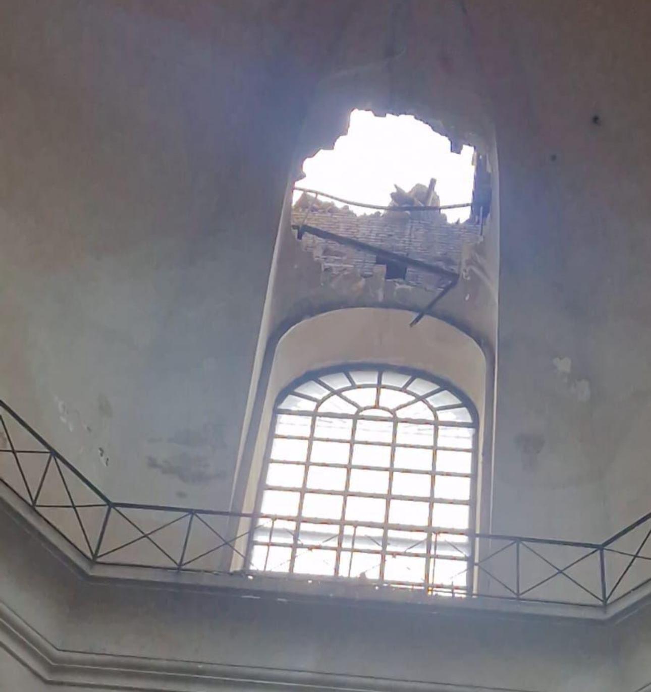 carceri crolla il tetto di regina coeli nessun ferito