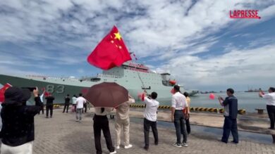 Cambogia, navi da guerra cinesi arrivano nel porto di Sihanoukville