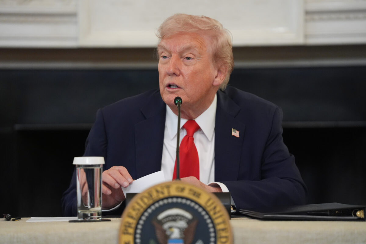 Dazi, Trump: “Cina ostile, valuto aumento tariffe e non incontrerò Xi” Dazi, Trump: “Cina ostile, valuto aumento tariffe e non incontrerò Xi”