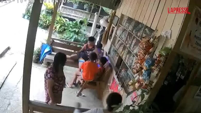 Filippine, due forti terremoti in poche ore: le immagini delle scosse