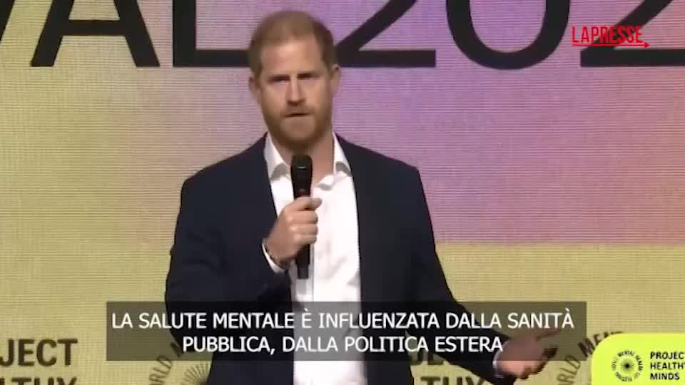 il principe harry contro le pratiche predatorie dei social combattiamo questa minaccia