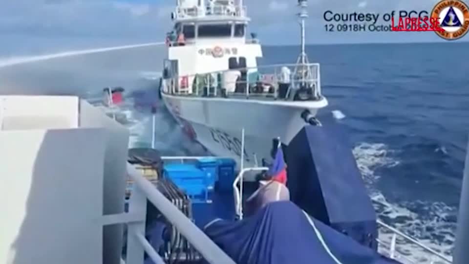 mar cinese meridionale nave di pechino sperona imbarcazione filippina