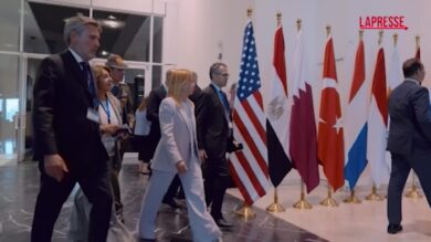 Sharm el Sheikh, Meloni incontra Al Sisi e poi gli altri leader