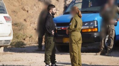 Le prime immagini degli ostaggi israeliani rilasciati da Hamas il 13 ottobre 2025 (Foto AP/Idf)