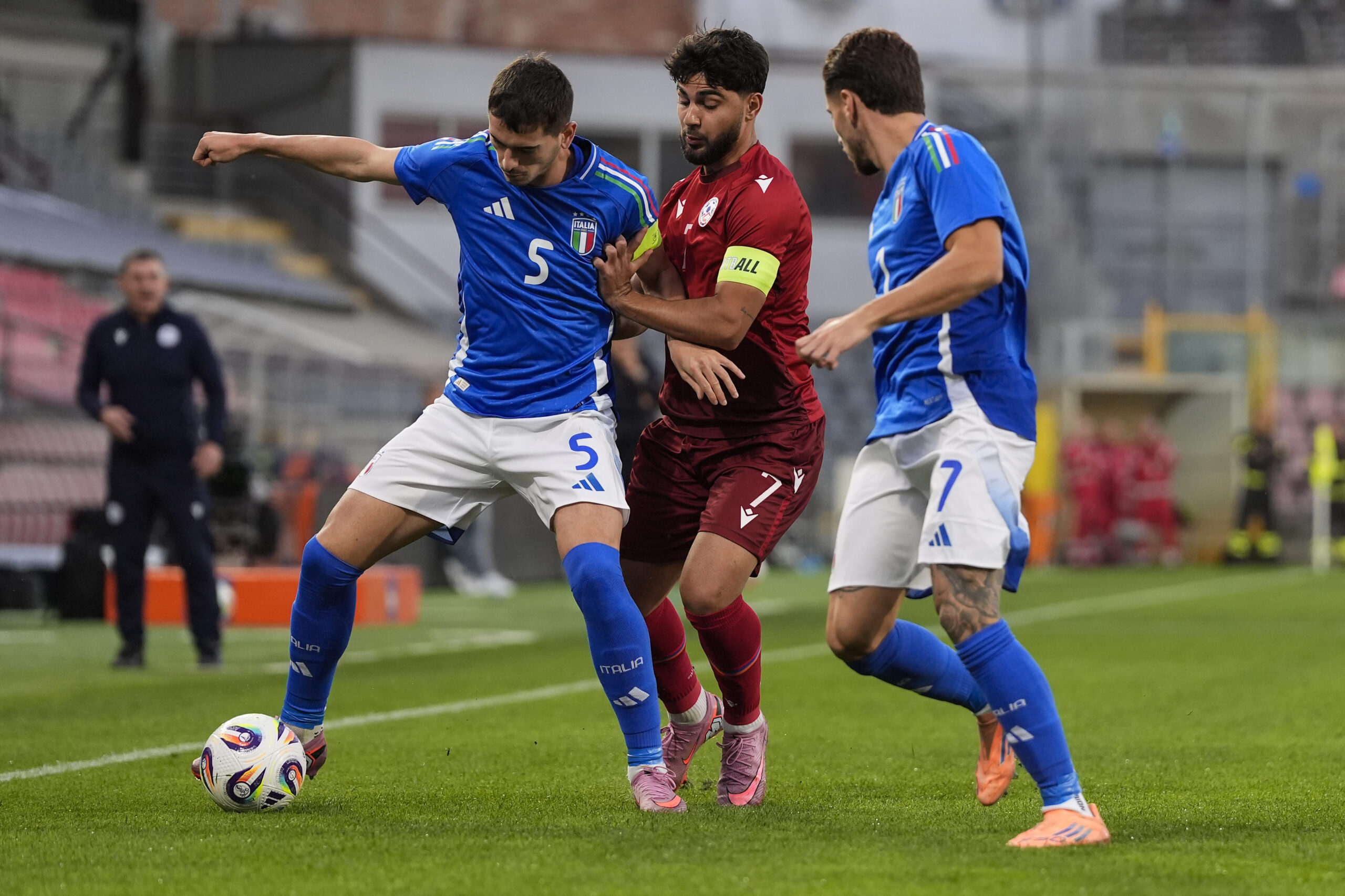 Under 21, Italia-Armenia 5-1: doppietta di Camarda Under 21, Italia-Armenia 5-1: doppietta di Camarda