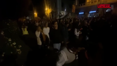 Italia-Israele, corteo pro Pal a Udine: il sudario con i nomi dei bimbi uccisi a Gaza