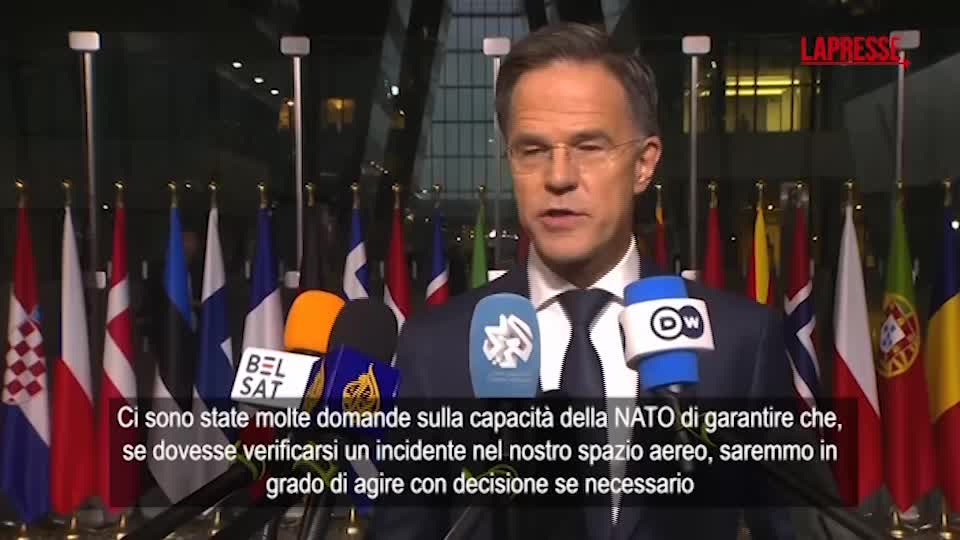 Nato, Rutte: “Violazioni aerei russi? Noi capaci di reagire ma non dobbiamo abbatterli subito” Nato, Rutte: “Violazioni aerei russi? Noi capaci di reagire ma non dobbiamo abbatterli subito”
