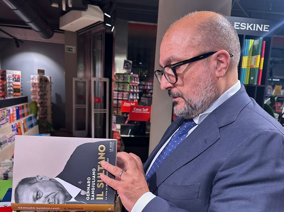 8216il sultano la vita di recep tayyip erdogan8217 esce oggi il nuovo libro di gennaro sangiuliano