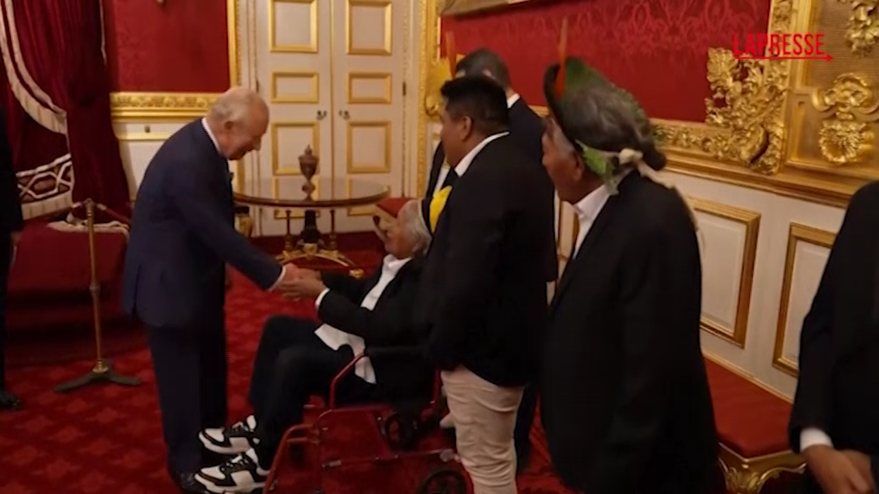 londra leader indigeno brasiliano ringrazia re carlo per sostegno a difesa dell amazzonia