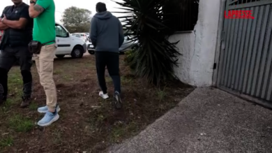 Attentato Ranucci, il figlio Emanuele davanti a casa: "Non c'ero al momento dell'esplosione"