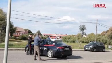 Attentato Ranucci, artificieri controllano auto rubata trovata vicino casa del giornalista