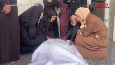 Gaza, Idf uccide una famiglia palestinese durante il cessate il fuoco: il dolore di parenti e amici