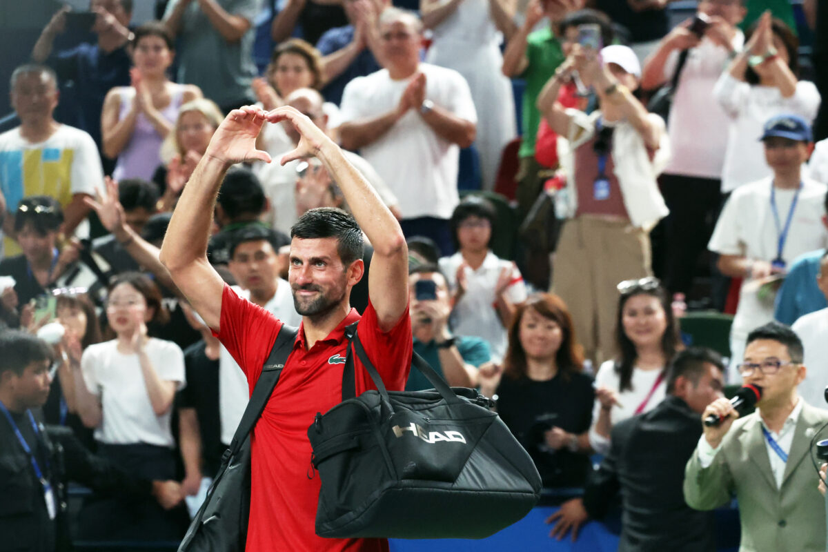 Atp Finals 2025, Djokovic si qualifica per la 18a volta: eguagliato Federer Atp Finals 2025, Djokovic si qualifica per la 18a volta: eguagliato Federer