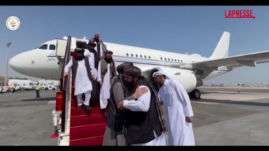 Guerra Afghanistan-Pakistan, delegazione di Kabul a Doha per negoziati di pace