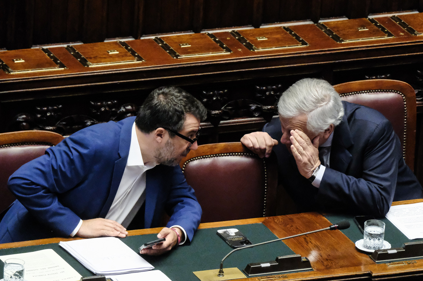 Manovra 2026, nuovo scontro Forza Italia Lega sulle banche. Salvini: “Se si lamentano contributo sale” Manovra 2026, nuovo scontro Forza Italia Lega sulle banche. Salvini: “Se si lamentano contributo sale”