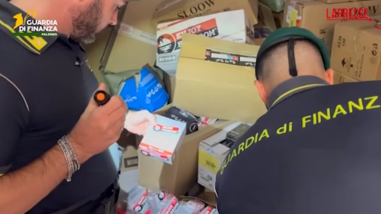 Palermo, sequestrati 11,5 milioni di prodotti da fumo: 12 denunce
