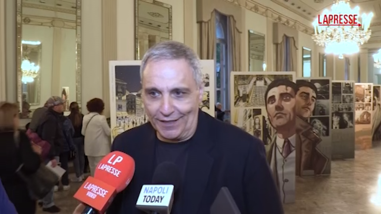 Prix Italia, al Teatro San Carlo di Napoli festa per i 20 anni de "Il Commissario Ricciardi". In arrivo la terza stagione Prix Italia, al Teatro San Carlo di Napoli festa per i 20 anni de "Il Commissario Ricciardi". In arrivo la terza stagione