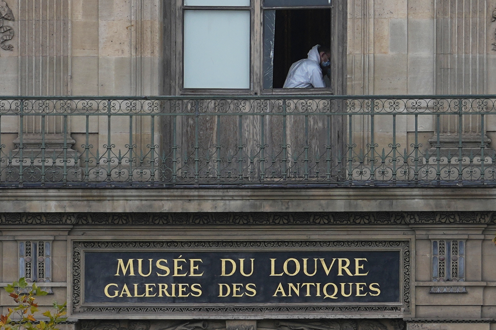 furto al louvre i gioielli di napoleone rubati 8211 foto